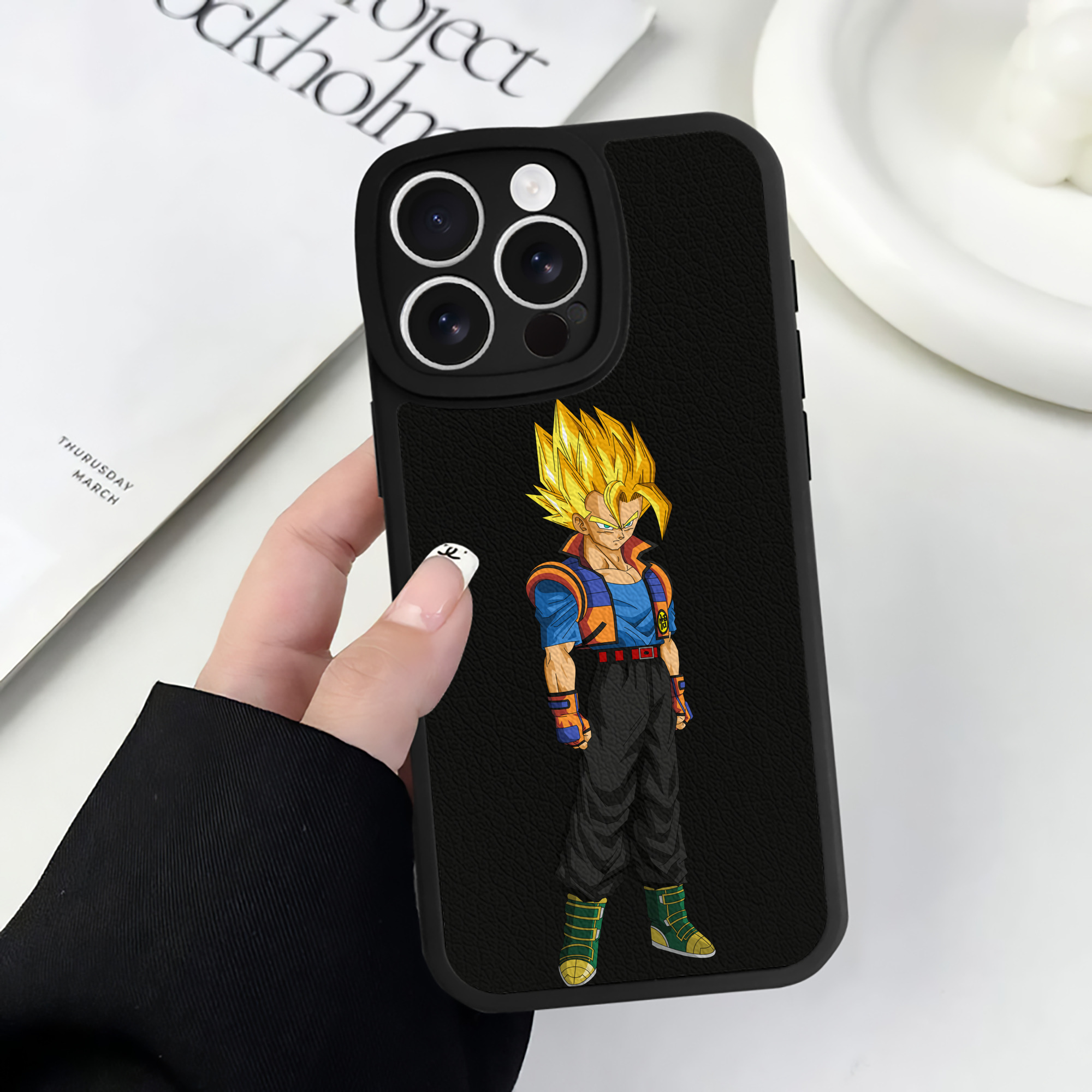 （画像用） ドラゴンボール ベジータ四世（Bejīta Yonsei）DRAGON BALL Vegeta IV 【iPhone 16シリーズ対応】シリコンスマホケース（レザー調） 材質：シリコン